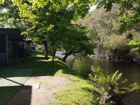 Jamieson Caravan Park - Queensland Tourism 3