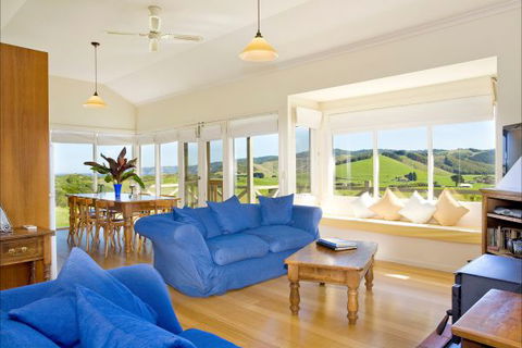 Johanna Seaside Cottages - Queensland Tourism 8