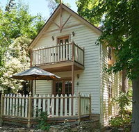 Aldgate Creek Cottage Bed and Breakfast