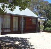Cherry Farm Cottage - Queensland Tourism