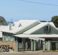 Merewether Beach House  - QLD Tourism