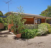 Ocean Grove Cedar Cabins - Queensland Tourism