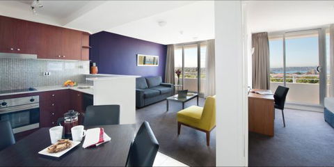 Park Regis Concierge Apartments - Queensland Tourism 2