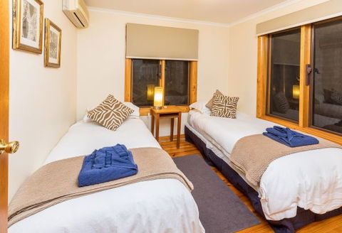 Skillogalee Cottages - QLD Tourism 3