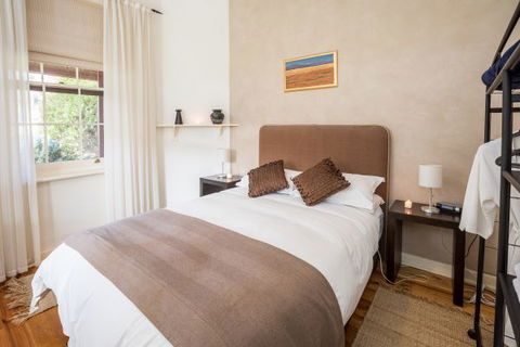 Skillogalee House - QLD Tourism 3