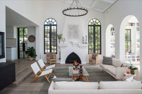 Spanish Manor - Queensland Tourism 1