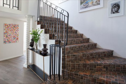 Spanish Manor - Queensland Tourism 5