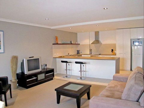 Wyuna 17 - Queensland Tourism 0