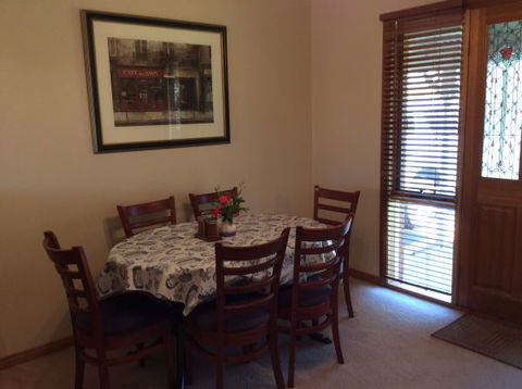 Abrigo Apartment - Queensland Tourism 2