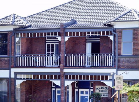 Alison Lodge - QLD Tourism 0