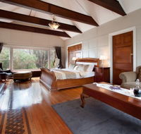 Arnica Views Summit Retreat - QLD Tourism
