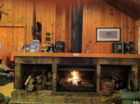 Benmore Ski Club - Queensland Tourism 0