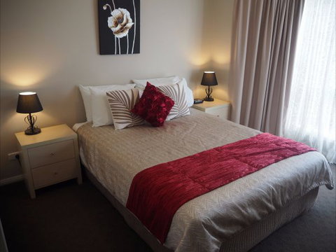 Bertha Street Serviced Apartments - Queensland Tourism 3