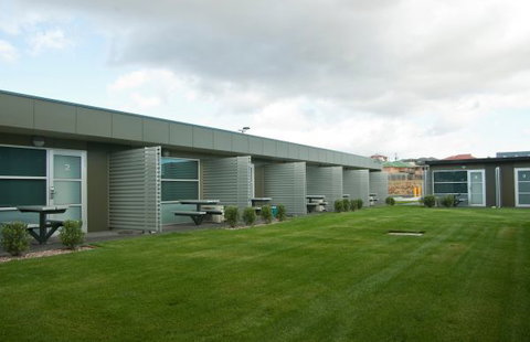 Brighton Hotel Motel - QLD Tourism 6