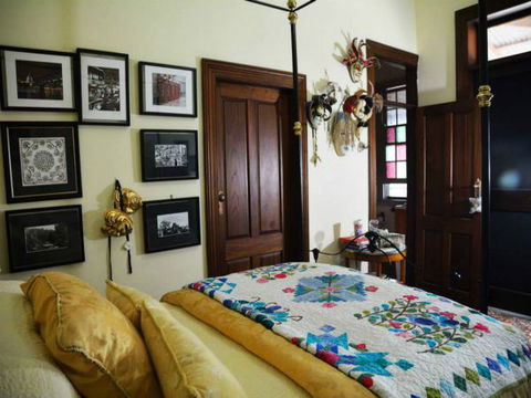 Cairnsmore Bed And Breakfast - Queensland Tourism 1
