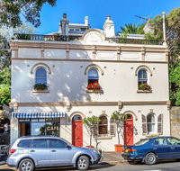 Carlson Terrace - QLD Tourism