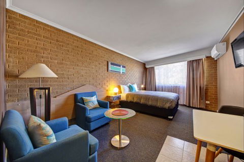 Central Deborah Motel - QLD Tourism 6