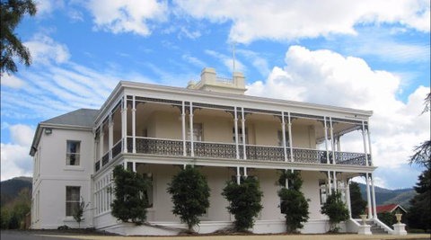 Claremont House - QLD Tourism 4