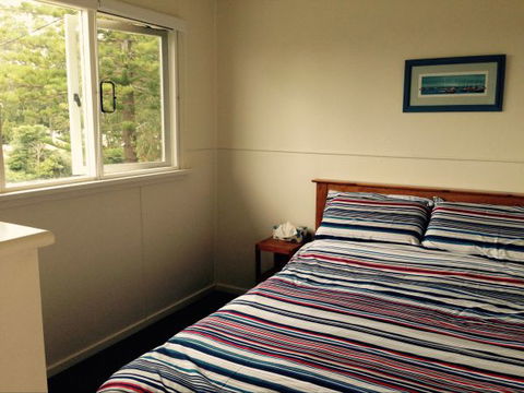 Cosy Seaside Cottage - Queensland Tourism 4