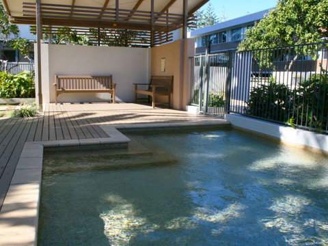 Indigo Blue Beachfront Holiday Apartments - QLD Tourism 7