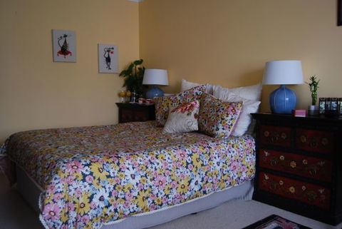 LAuberge Angara Bed And Breakfast - QLD Tourism 3