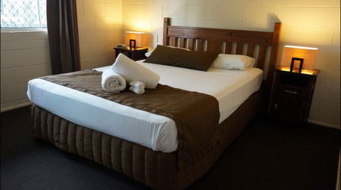La Solana Holiday Apartments  - Mackay - QLD Tourism 9