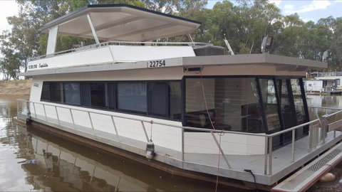 Murray Downs Marina Houseboats - Queensland Tourism 0