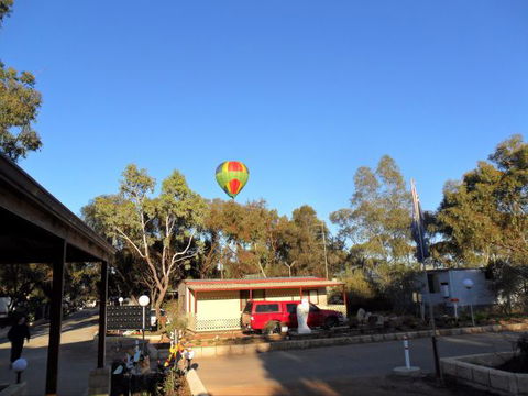 Northam Caravan Park - QLD Tourism 1