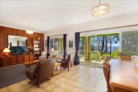 Orion Beach House - Jervis Bay - QLD Tourism 5