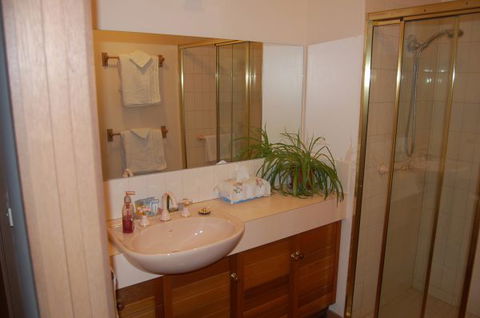 Gisborne BnB - Queensland Tourism 5