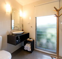 Blackwattle Luxury Retreats - QLD Tourism