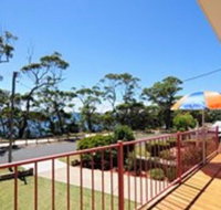 Retro Sands Beach House - QLD Tourism