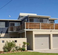 Rennies Beach Escape