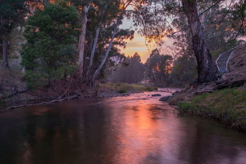 Riverdowns - Queensland Tourism 1