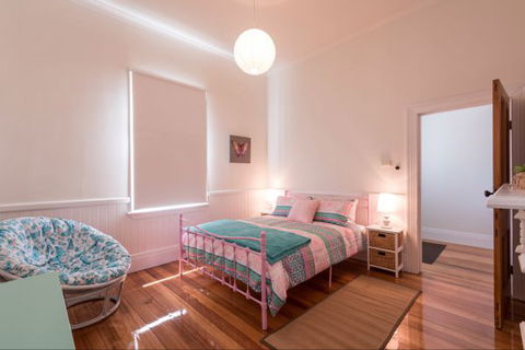 Rosie's House At Wynyard - Queensland Tourism 6