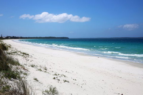 Sandy Toes Beach House - QLD Tourism 8