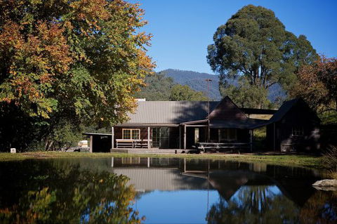 Stockyard Creek - Queensland Tourism 0