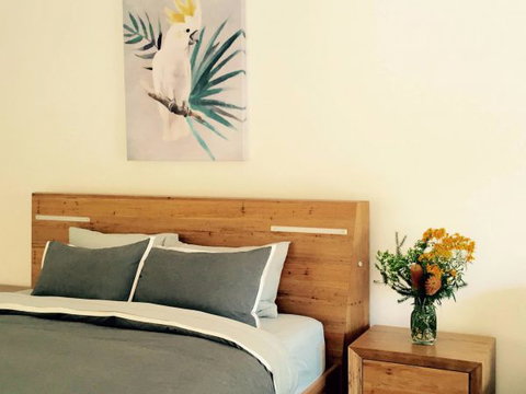 Tilba Lake House - QLD Tourism 1