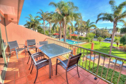 Tuscany Apartments - Queensland Tourism 3