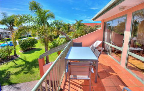 Tuscany Apartments - Queensland Tourism 4
