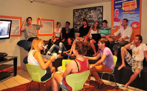 Westend Backpackers - Queensland Tourism 1