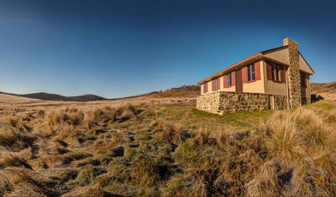 Wolgal Hut - QLD Tourism 0