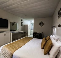 Elkira Motel - Queensland Tourism