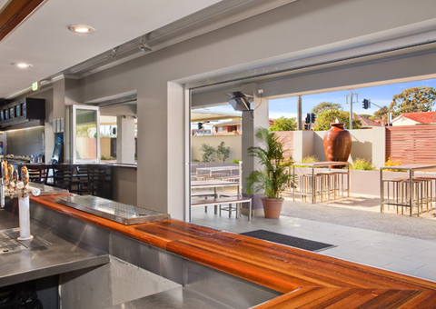 Hotel Jesmond - Queensland Tourism 2