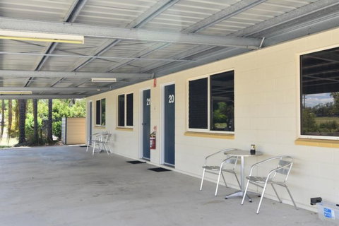 Billabong Motor Inn - QLD Tourism 18
