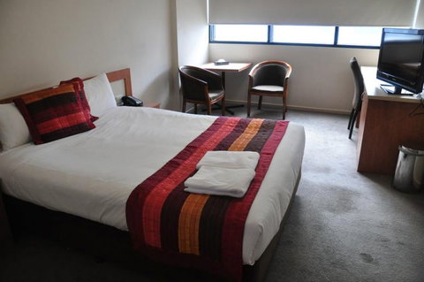 City Park Hotel - QLD Tourism 3