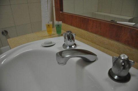 City Park Hotel - QLD Tourism 7