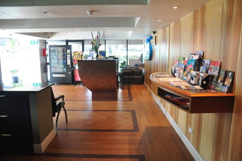 City Park Hotel - QLD Tourism 9