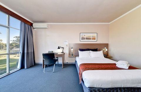 Red Star Hotel West Ryde - QLD Tourism 1