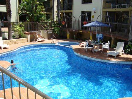 Aussie Resort - QLD Tourism 3